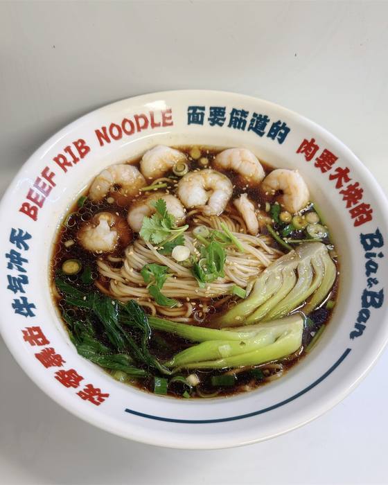 苏式红汤虾仁面